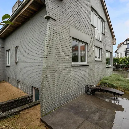 Charming Villa With Sauna In Westende * ミデルケルケ