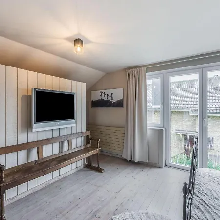 Villa Charming Villa With Sauna In Westende