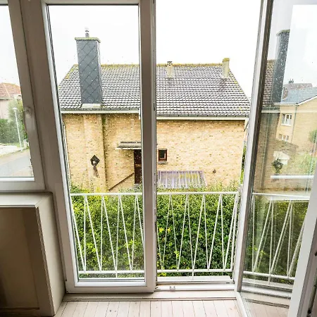 Charming Villa With Sauna In Westende ヴィラ ミデルケルケ