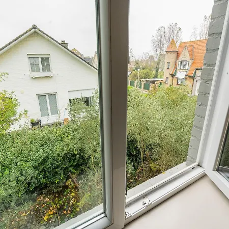 Charming Villa With Sauna In Westende