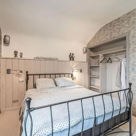 Villa Charming Villa With Sauna In Westende *