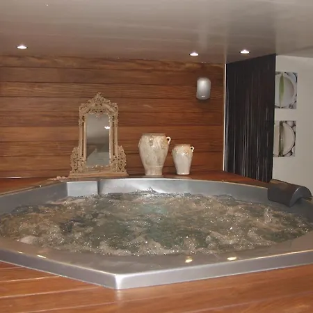ヴィラ Charming Villa With Sauna In Westende